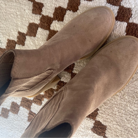Dolce Vita Beige Suede Ankle Booties with Lug Sole - Picture 5 of 5